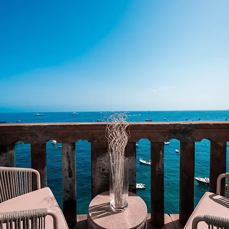 Villa Torre Trasita Luxury Suites-2